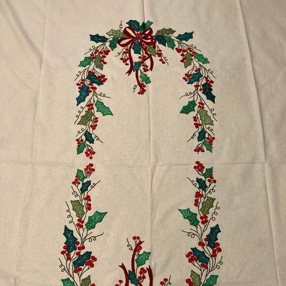 Mid Century Linen Blend Embroidered Metallic Ribbon Holly Tablecloth & Napkins - Picture 6 of 9